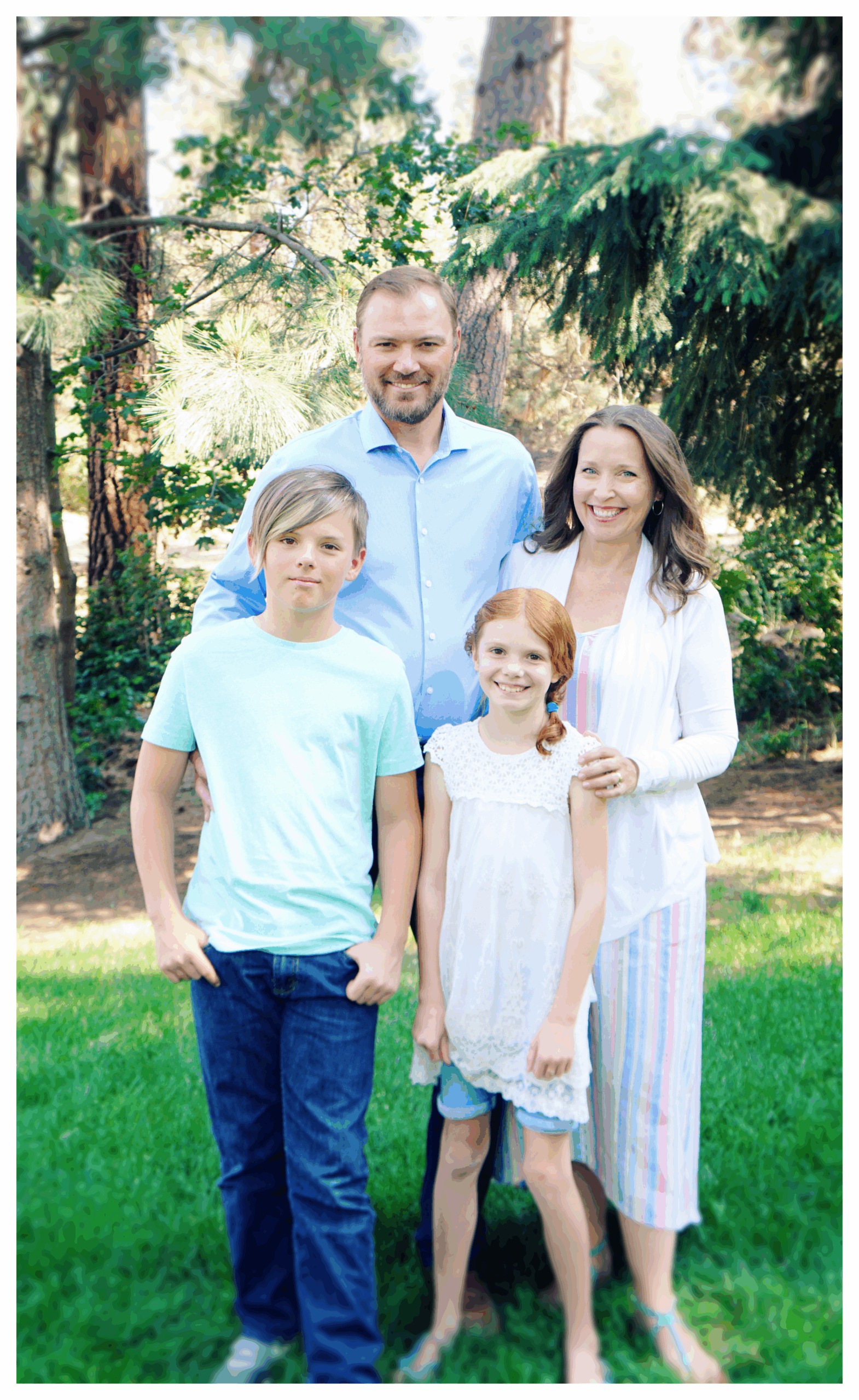 Eric Schaffner with his 2 kids and wife.